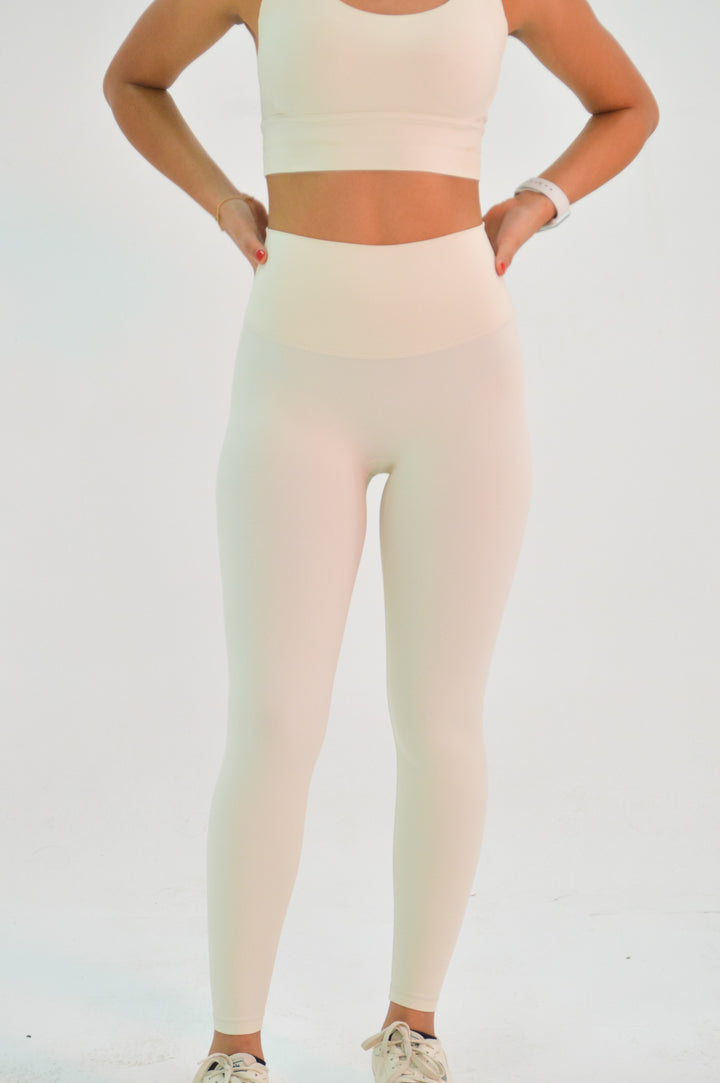 Incógnito Pearl White Legging