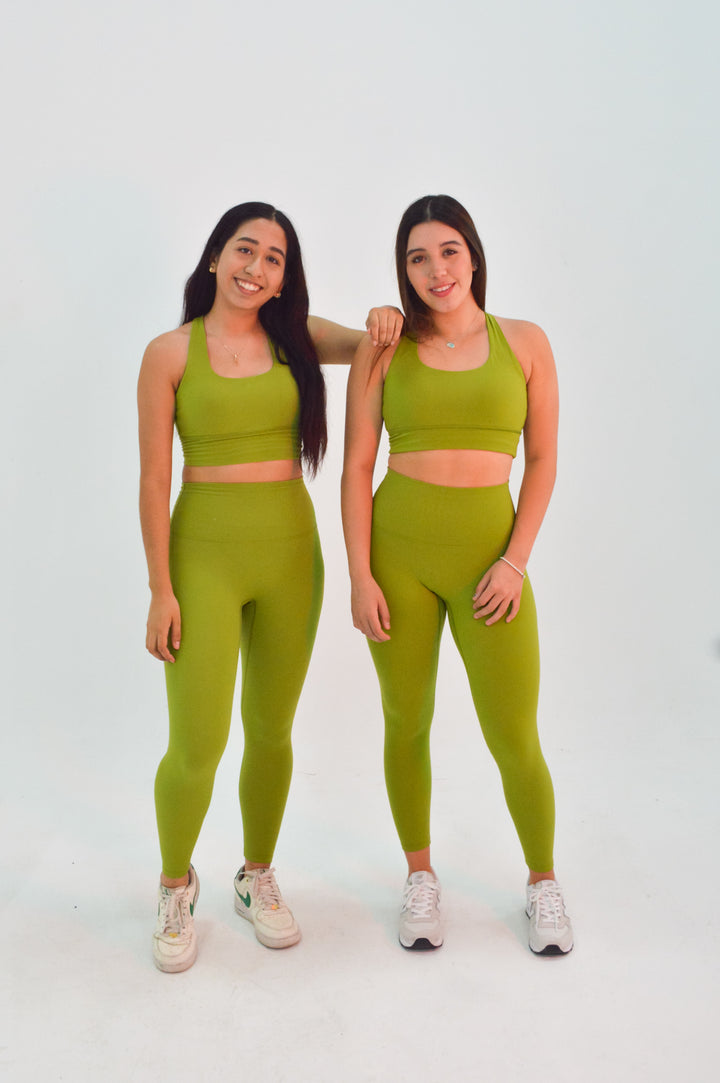 Labyrinth Pickled Pepper Green Legging