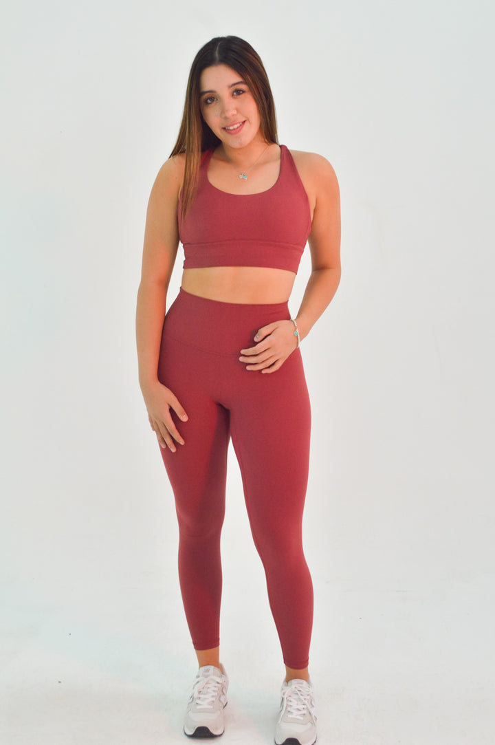 Incógnito Wine Red Sport Bra